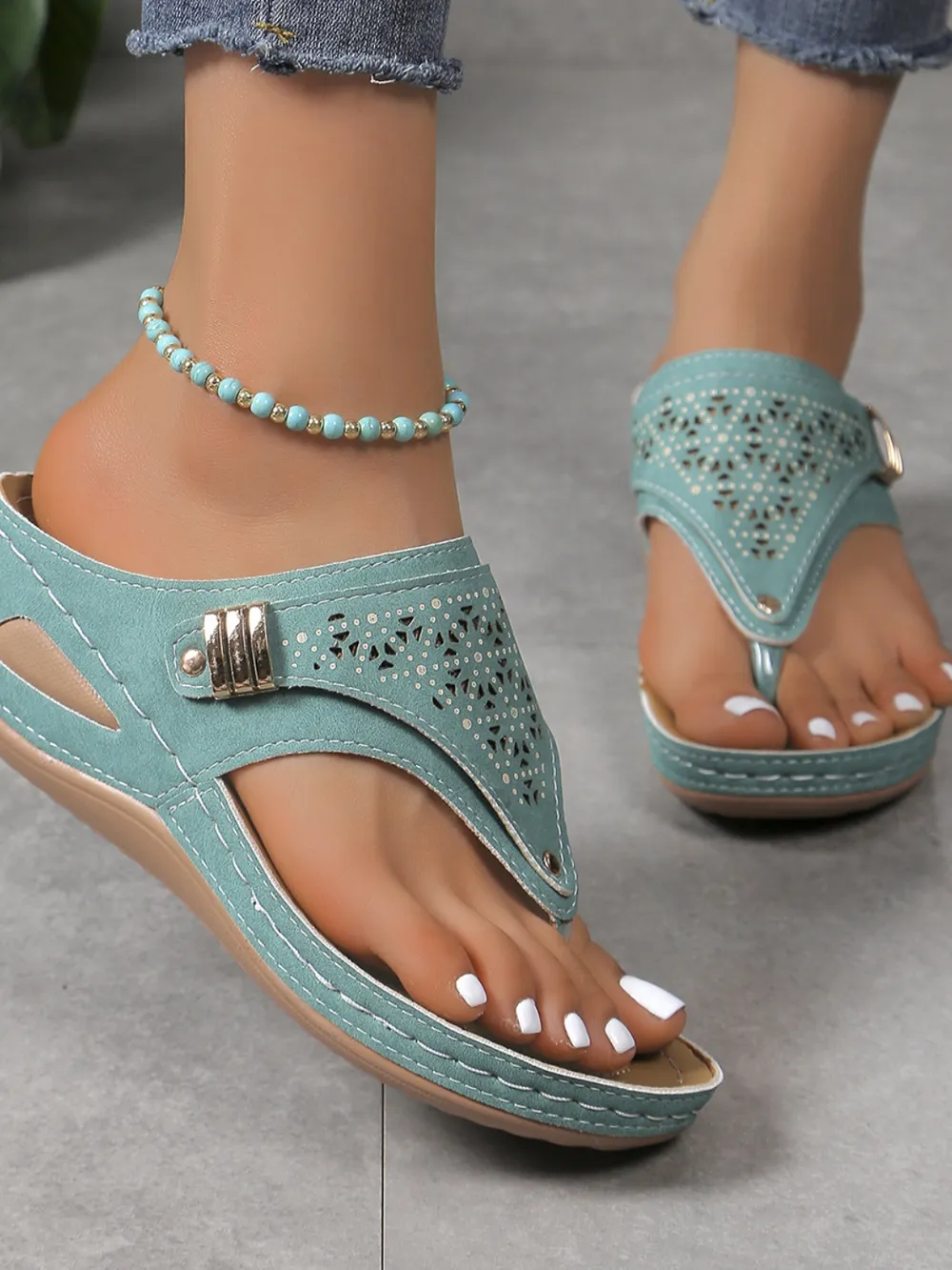 Cutout Toe Post PVC Sandals, image 2
