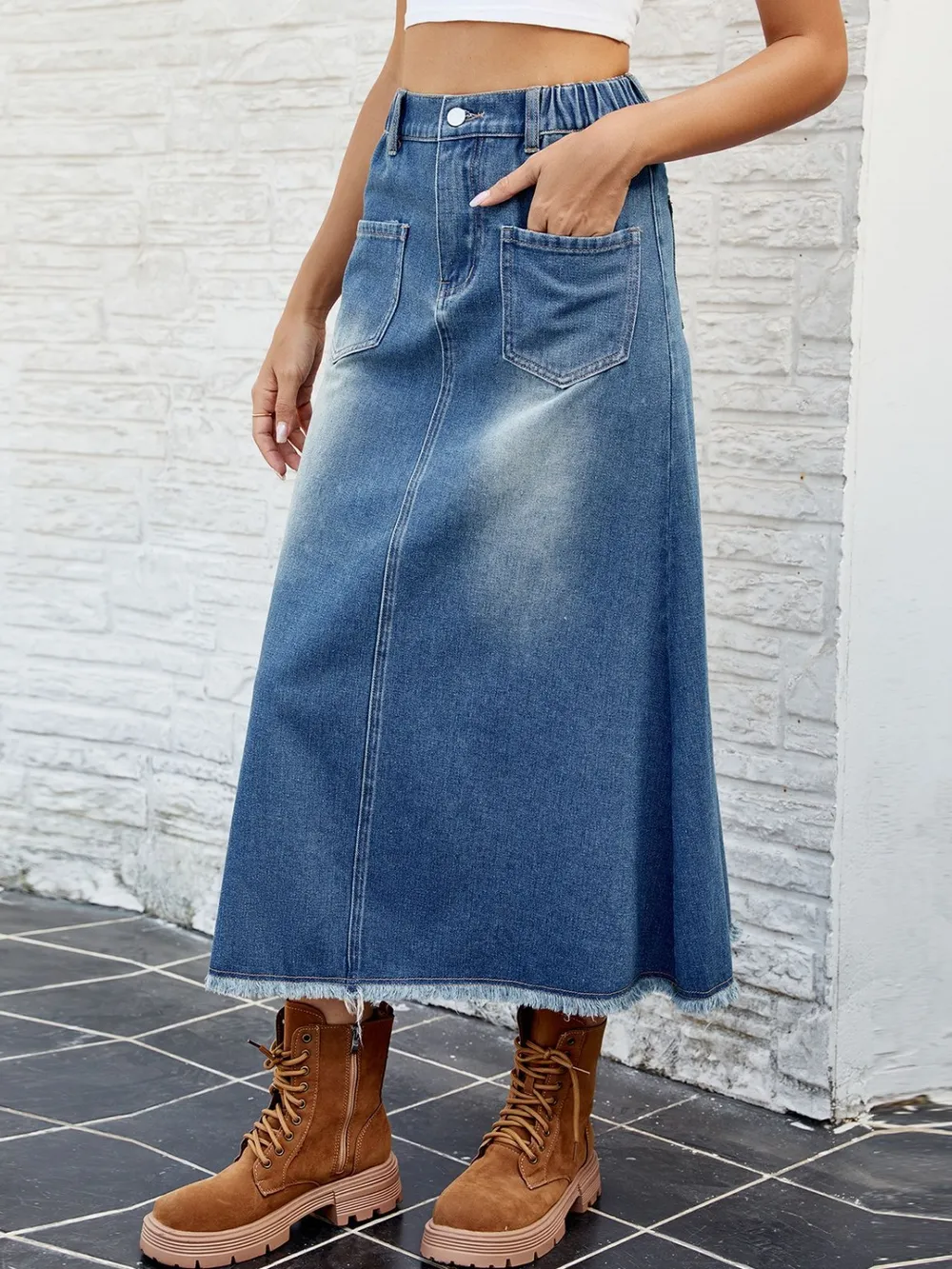 Raw Hem Buttoned Denim Skirt with Pockets, image 4
