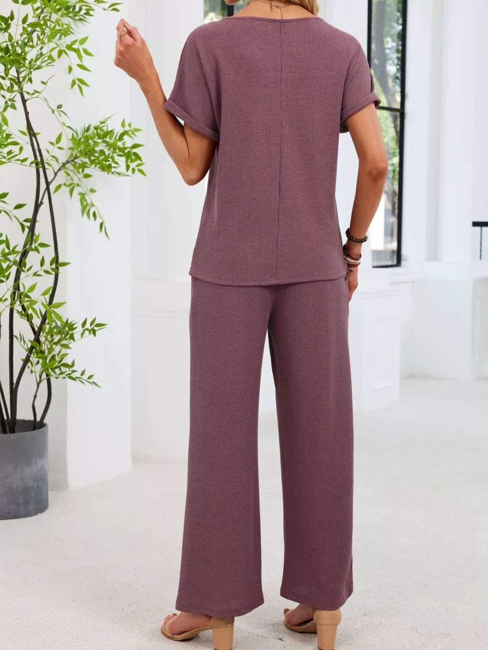 Lace Detail Short Sleeve Top and Pants Set, image 4