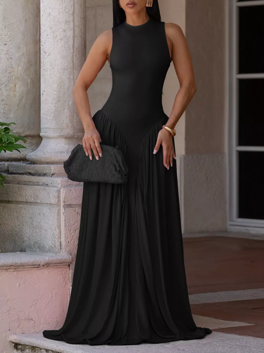 Sleeveless O-Neck Maxi Dress