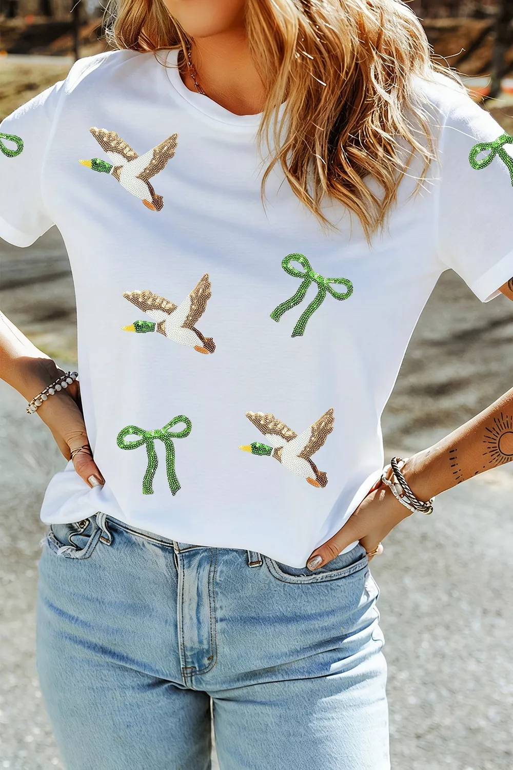 Full Size Sequin Mallard Bow Round Neck Graphic T Shirt Plus Size, image 3