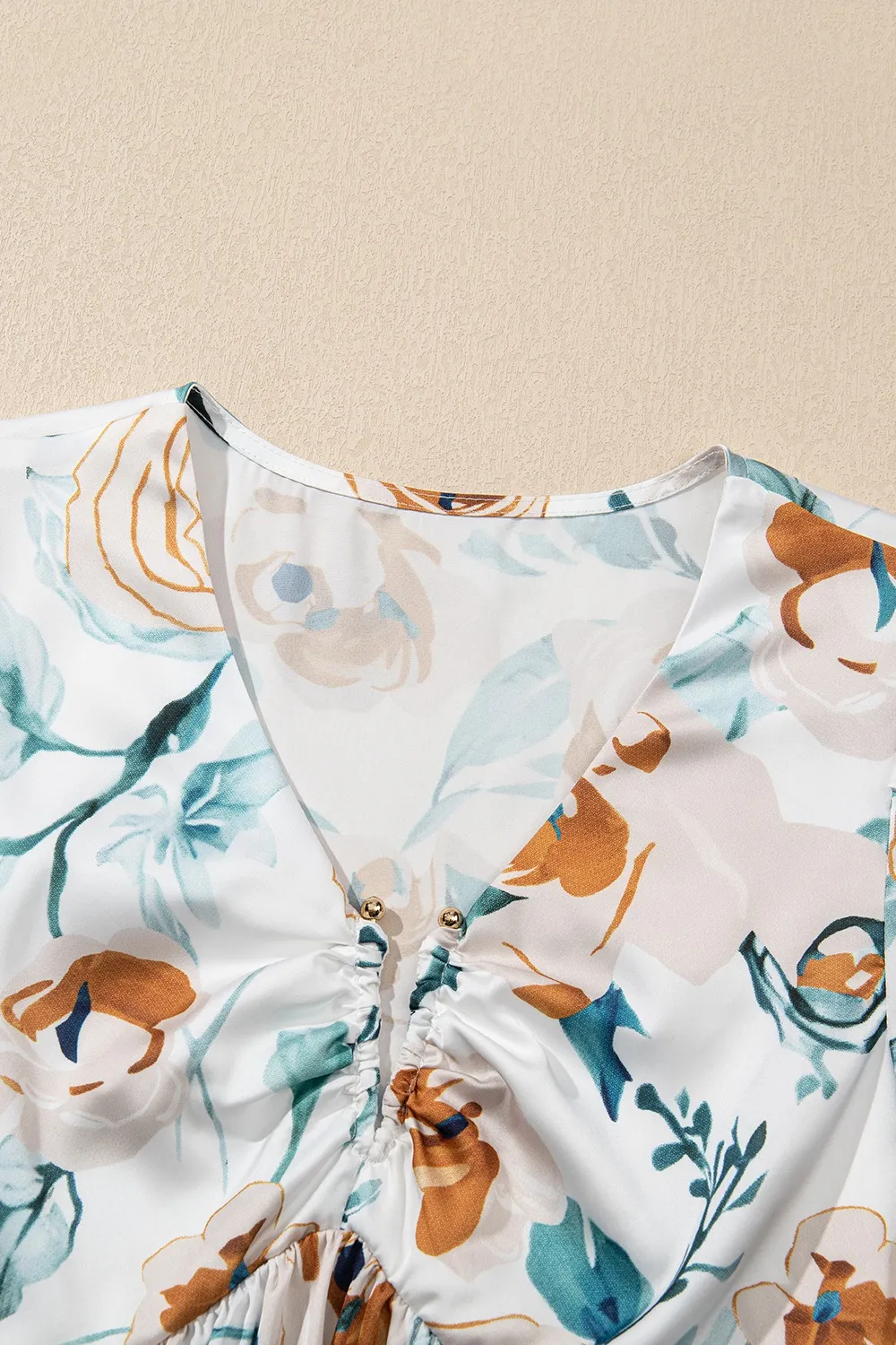 Floral Print Puff Sleeve V Neck Babydoll Blouse, image 2