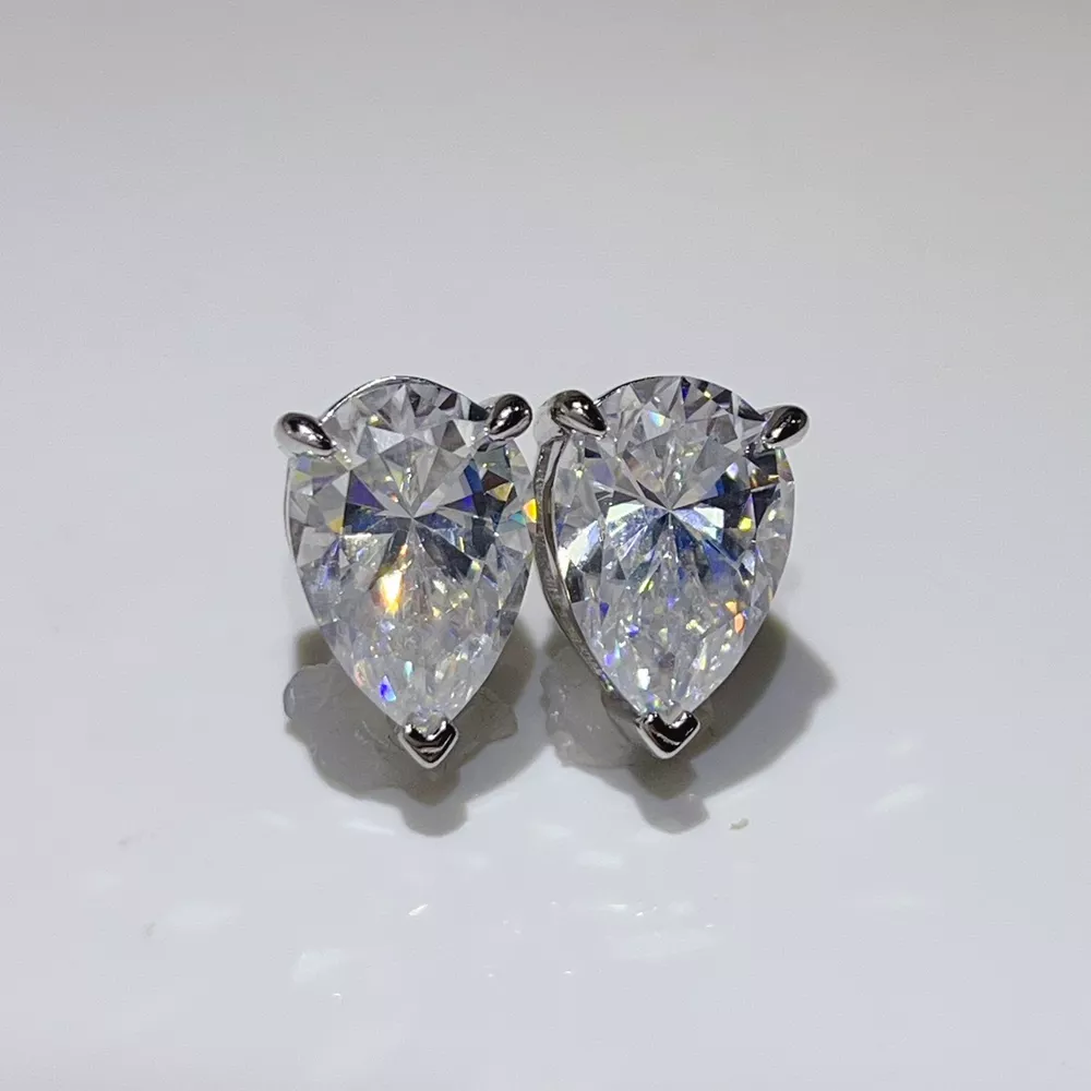 10 Carat 925 Sterling Silver Moissanite Stud Earrings, image 3