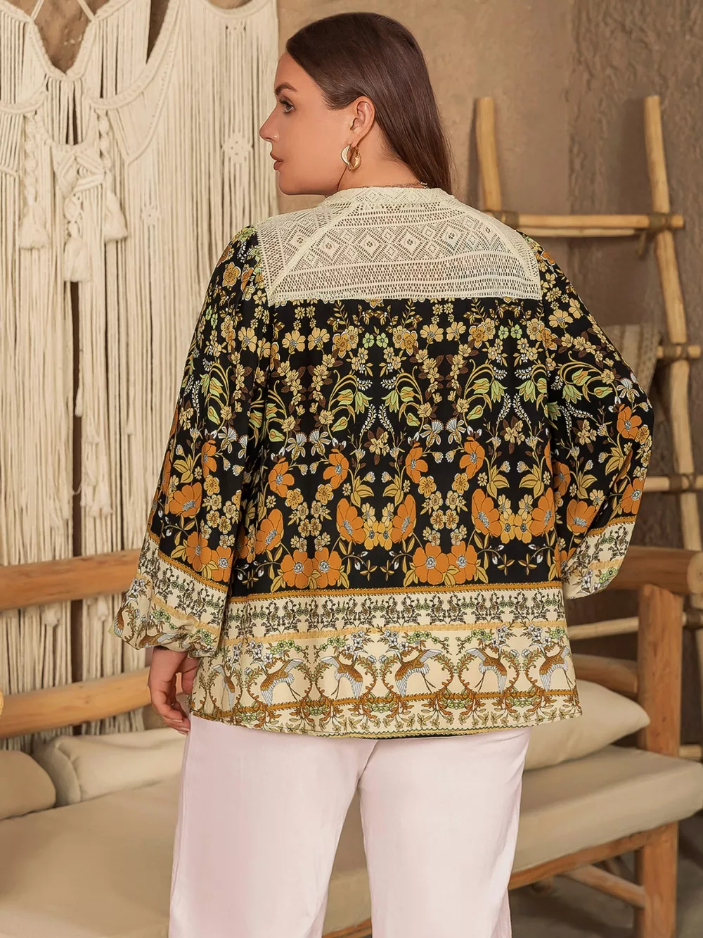Plus Size Floral Print Notched Blouse, image 3