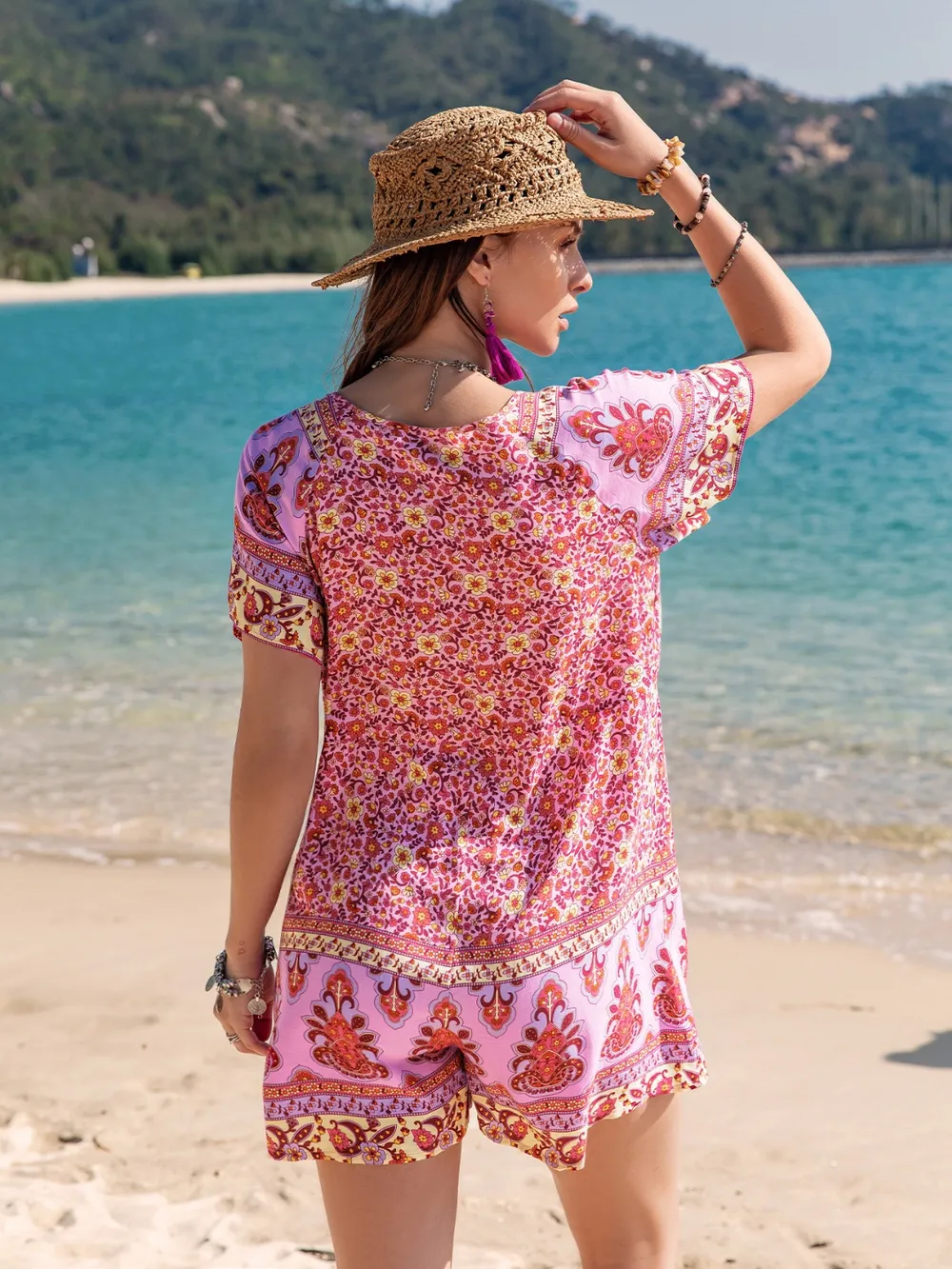 Printed V-Neck Short Sleeve Romper, image 2