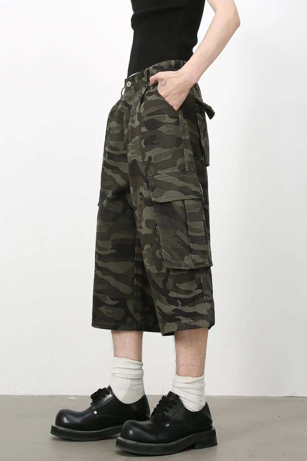 Men's Camouflage Denim Cargo Shorts, image 3
