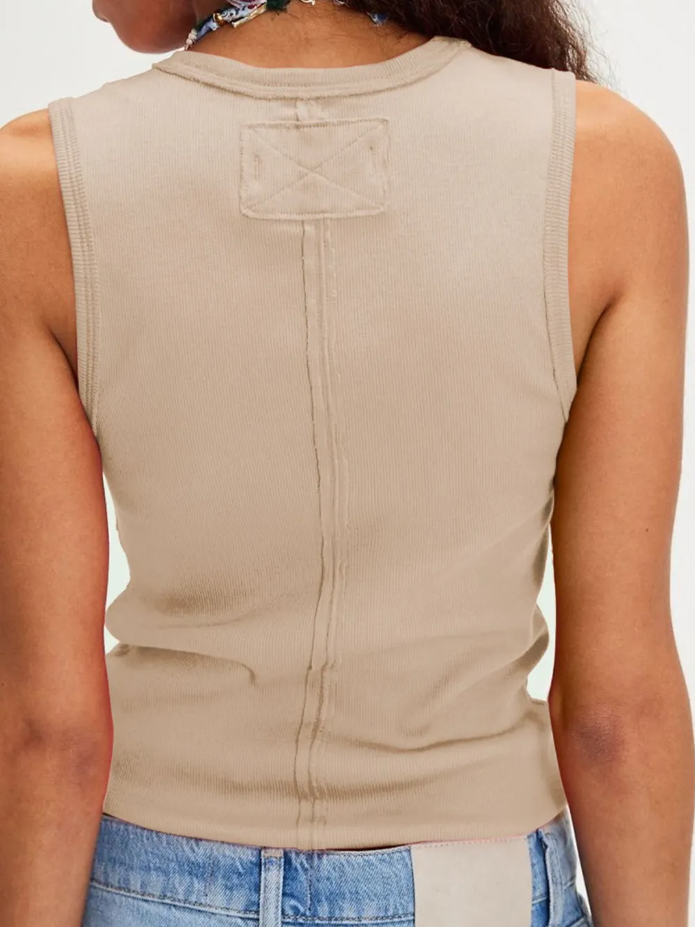 Solid V-Neck Tank, image 15