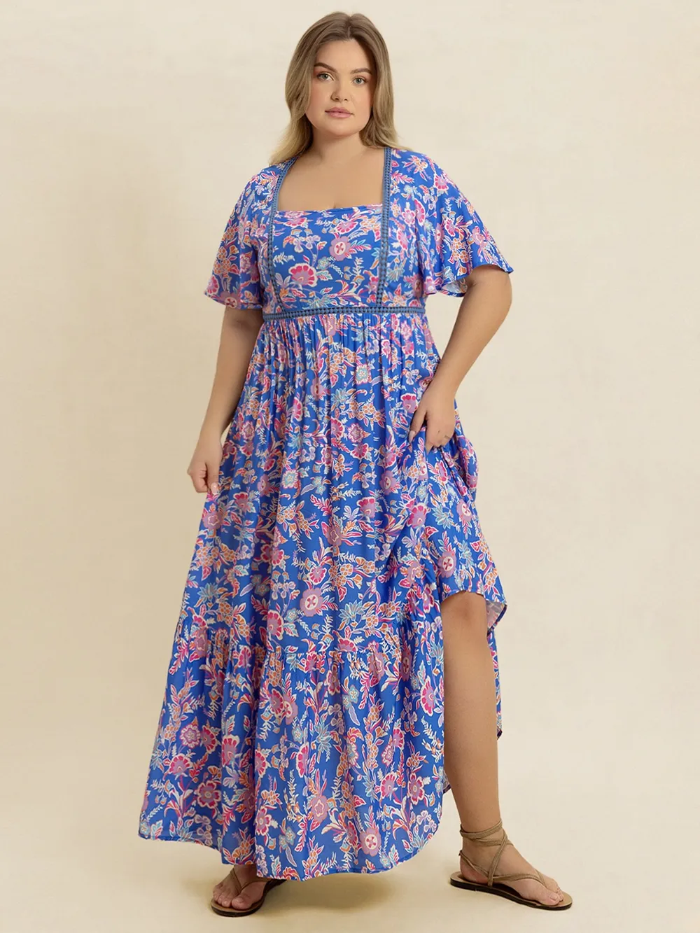 Plus Size Ruched Printed Short Sleeve Dress, image 2