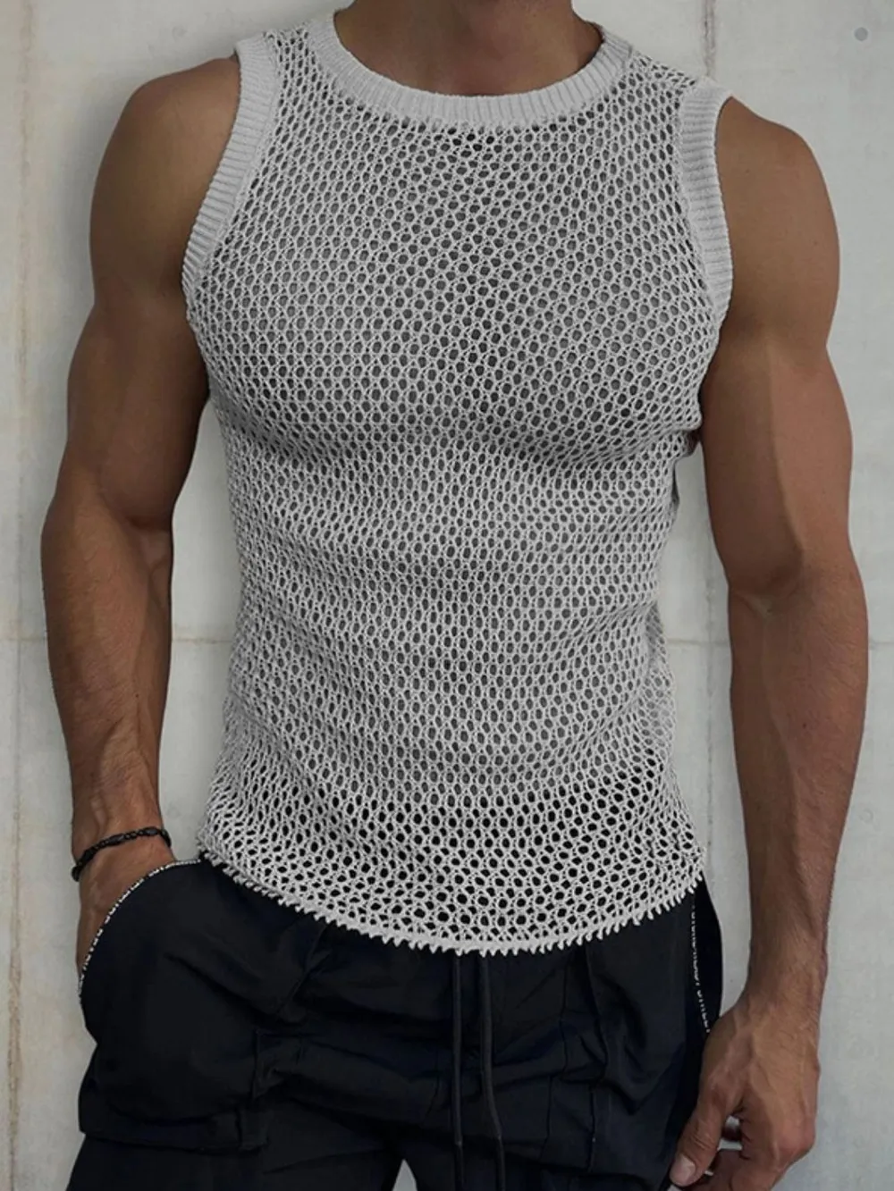 Men's Round Neck Hollow Out Sleeveless Knit Top, image 4