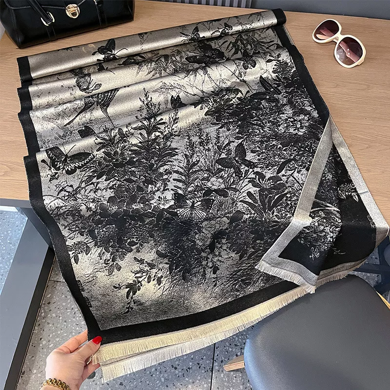 Butterfly Print Raw Hem Scarf, image 5