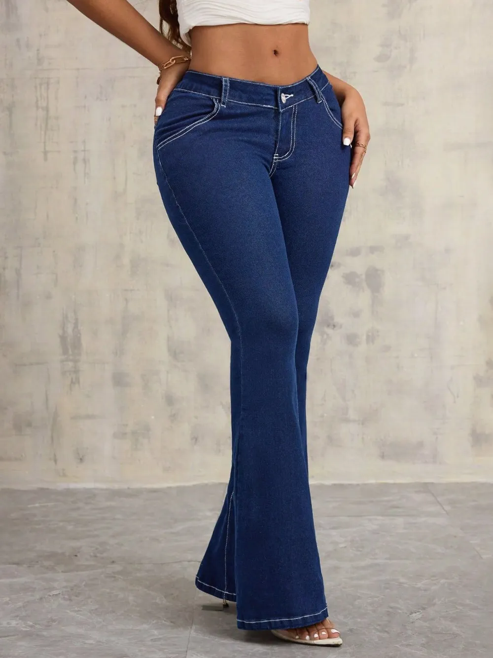 Flare Jeans with Pockets, image 2