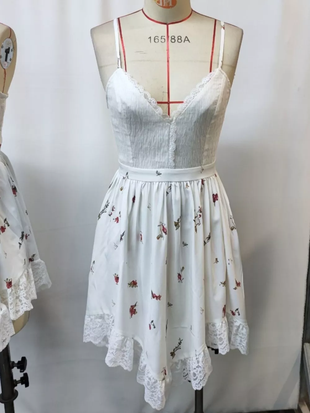 Floral Print Lace Trimmed Asymmetrical Hem Cami Dress, image 4