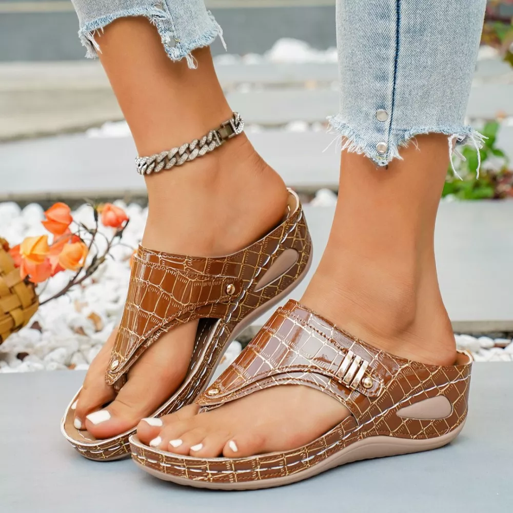 Toe Post Wedge Sandals, image 3