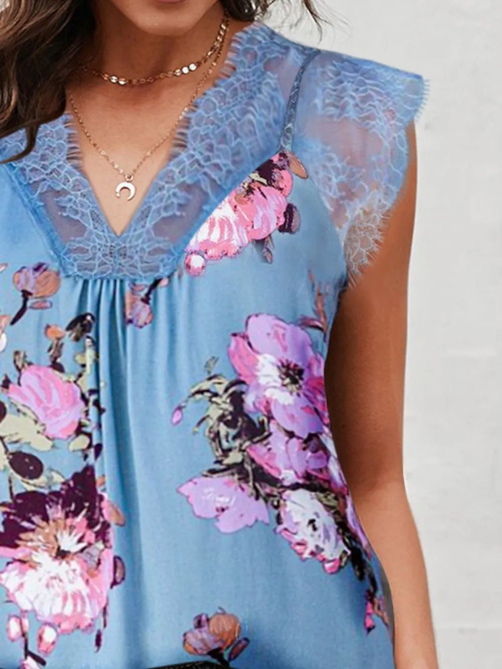 Lace Detail V-Neck Tank, image 11