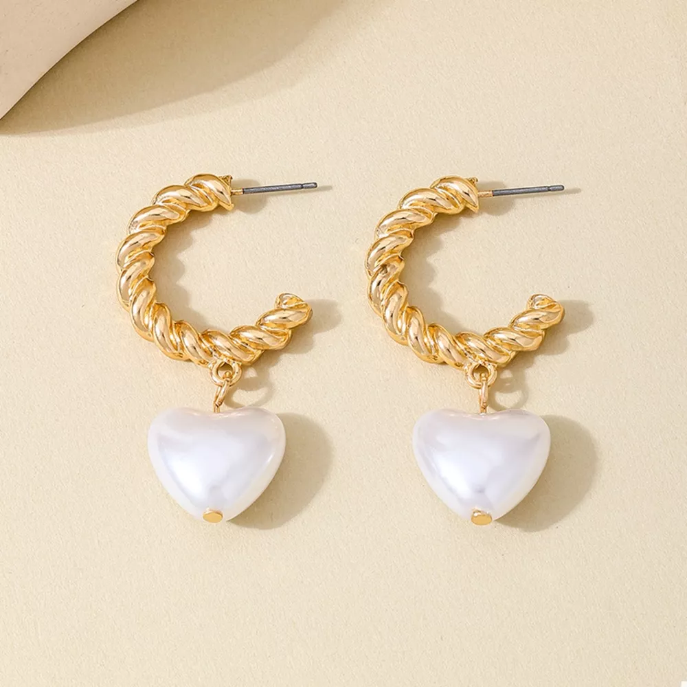18K Gold-Plated C-Hoop Heart Earrings, image 2