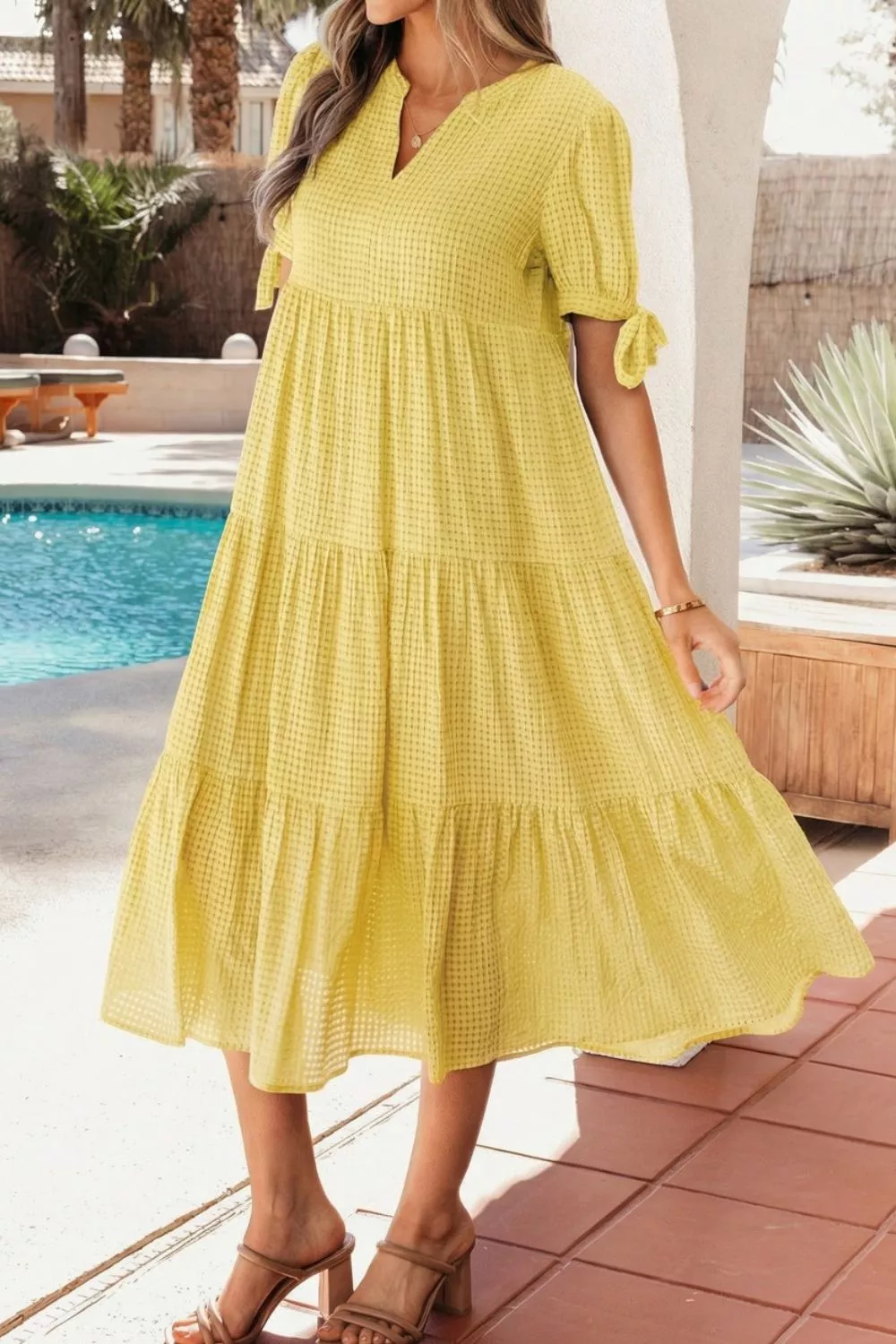 Gingham Textured Bow Tie Short Sleeve Tiered Midi Dress, image 4