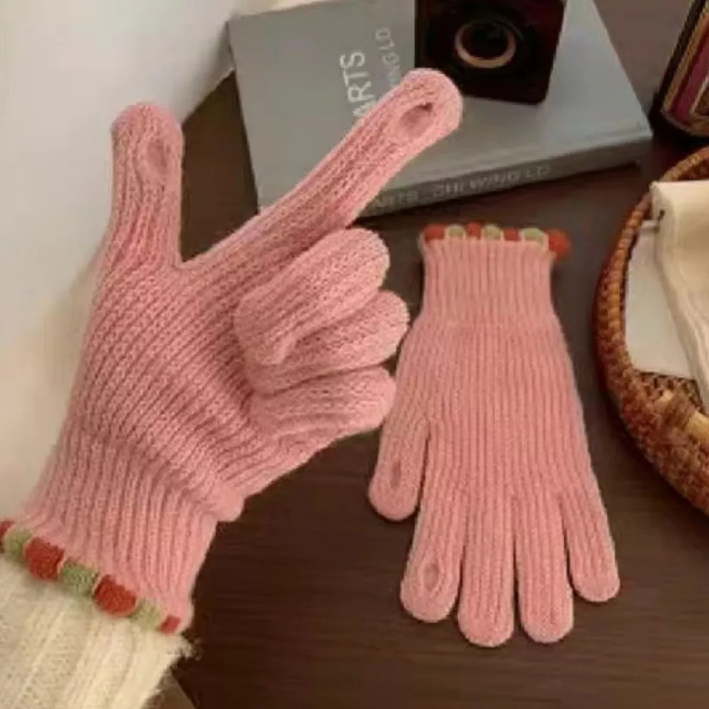 Lightweight Knitted Gloves, image 3
