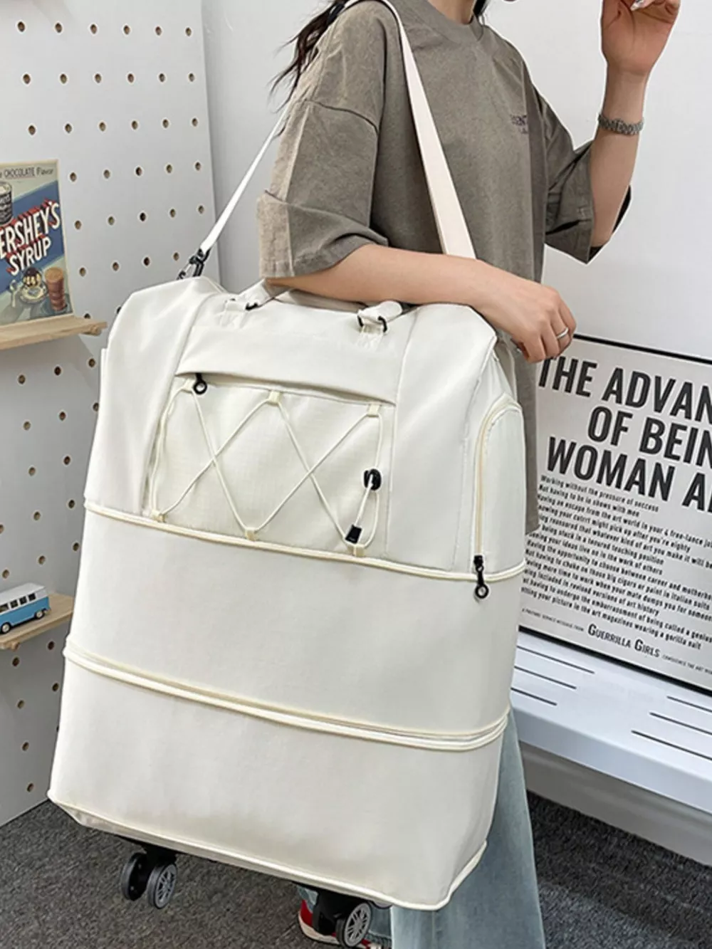 Expandable Rolling Duffel Bag, image 8