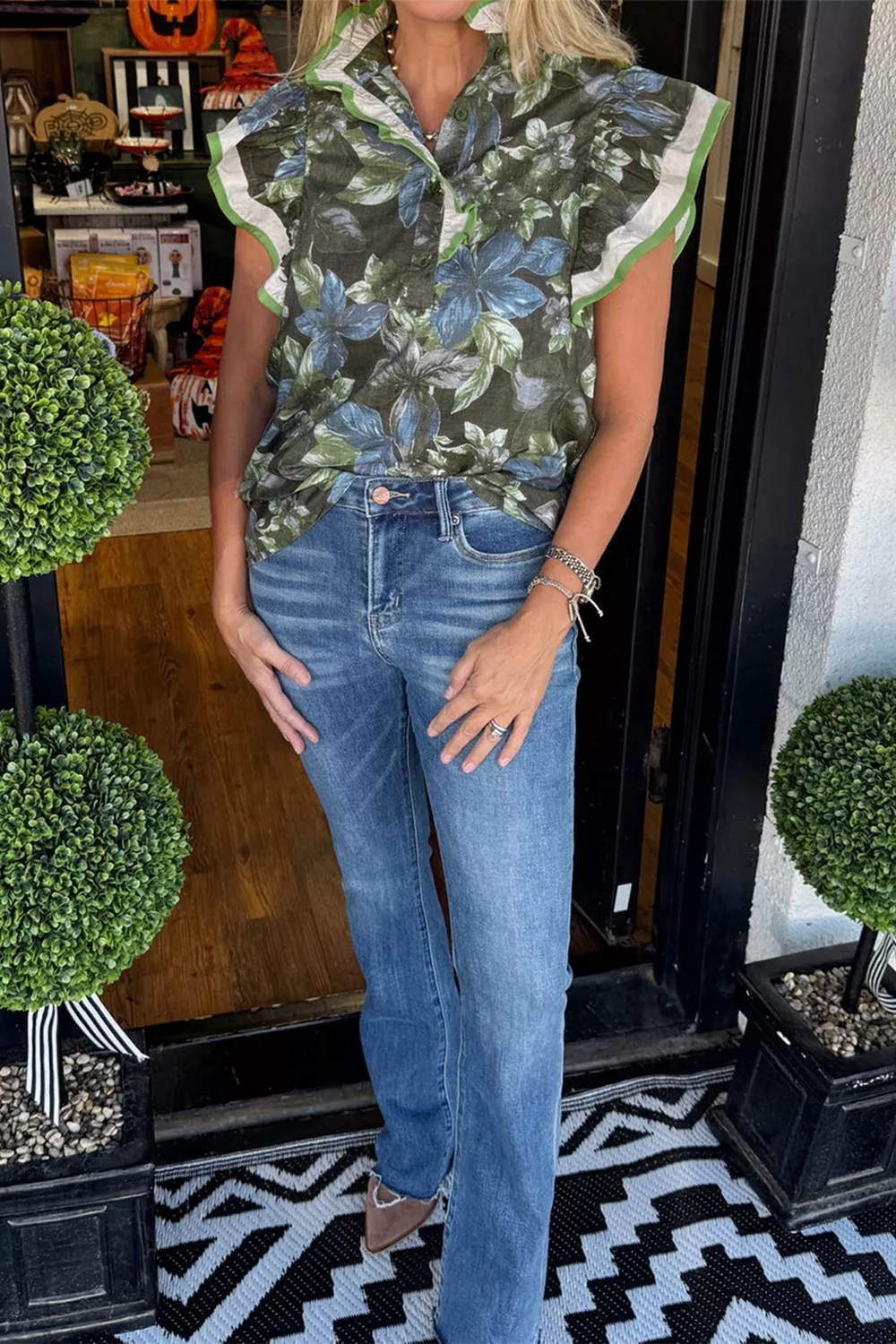 Ruffled Short Sleeve Floral Summer Blouse, image 4