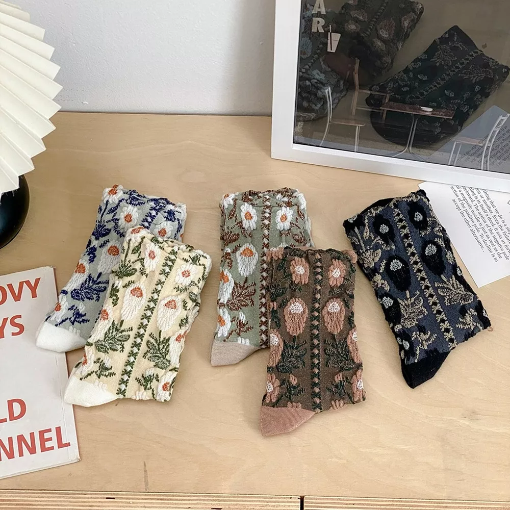 Vintage Jacquard Crew Socks, image 3