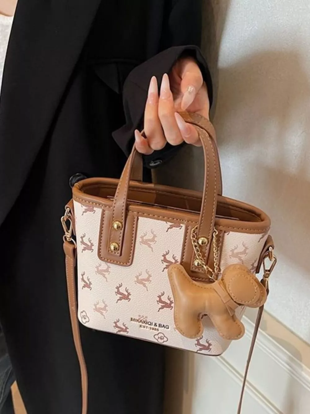 Lightweight Printed Crossbody Bag, image 8