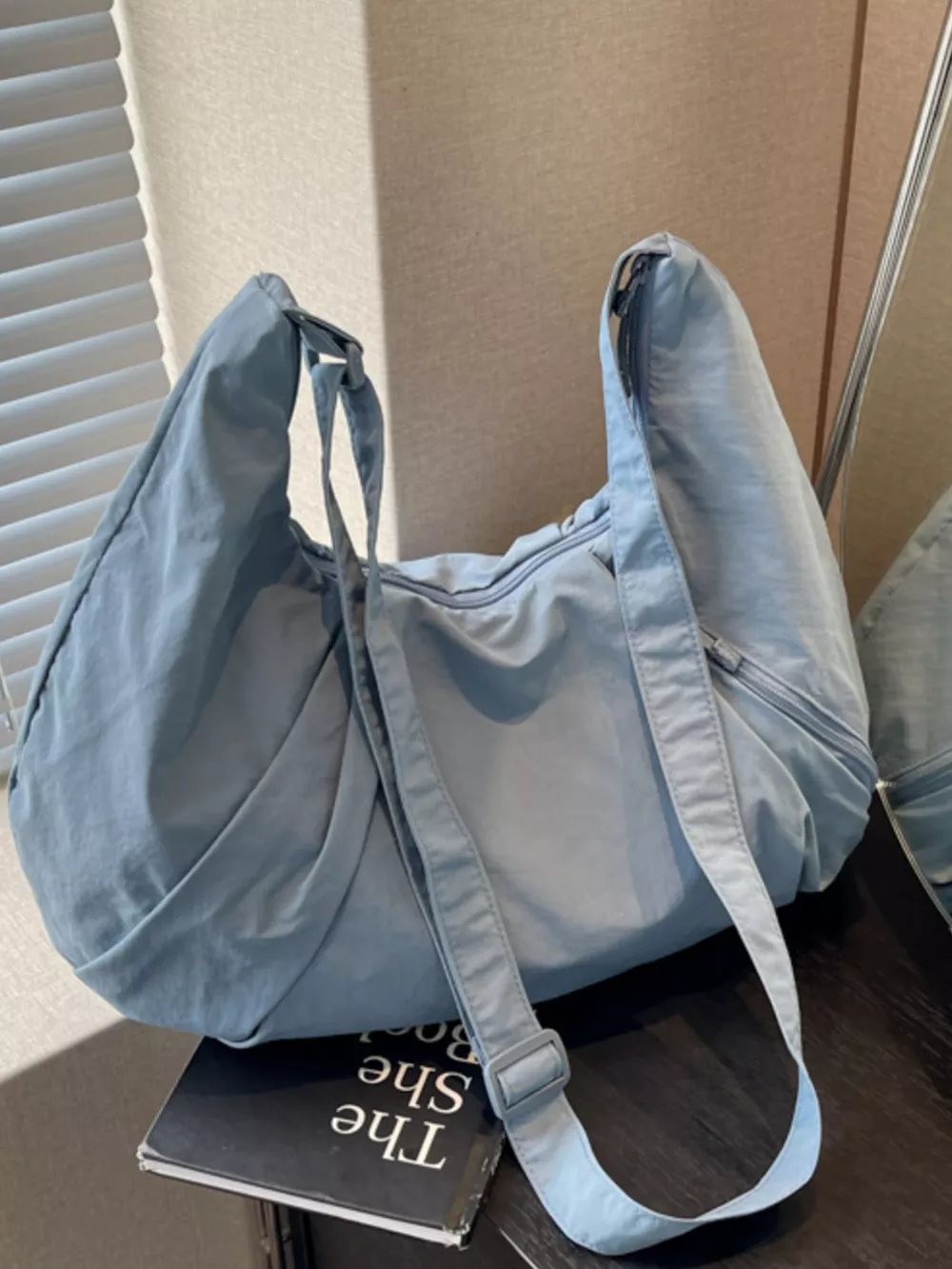 Casual Lightweight Nylon Crossbody Bag, image 2