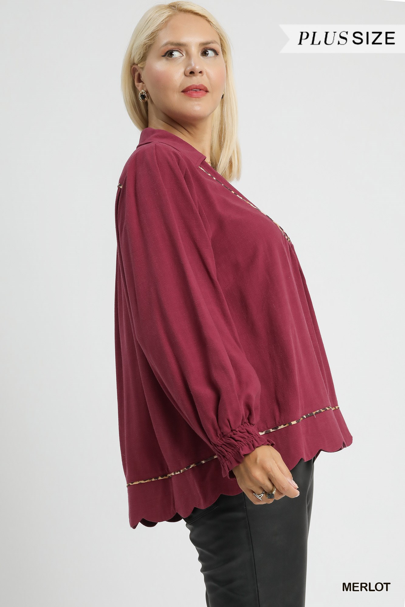 Full Size Linen Scallop Hem Blouse with Contrast Trim Plus Size, image 3