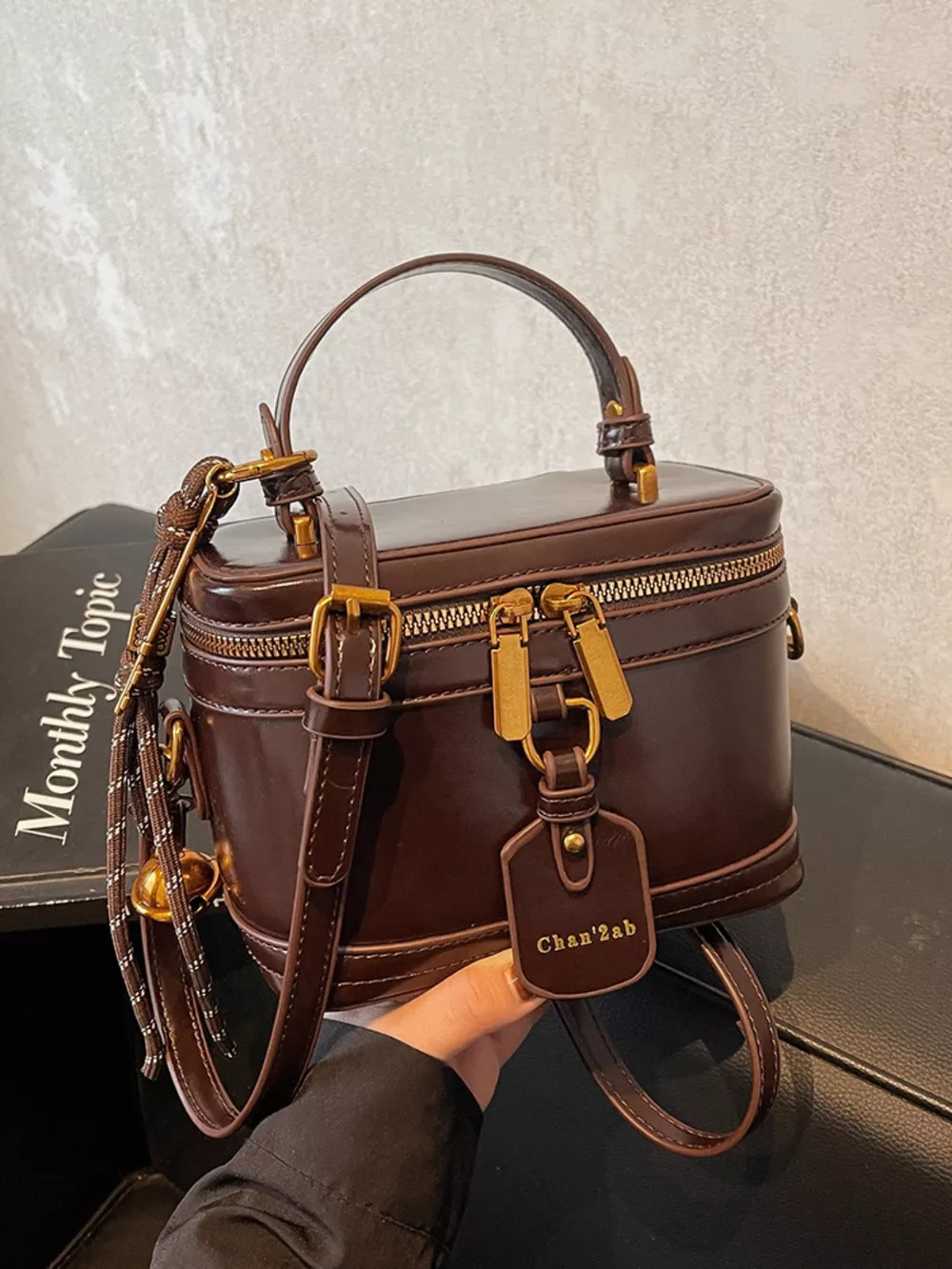 Retro Style Boxy Crossbody Bag, image 4