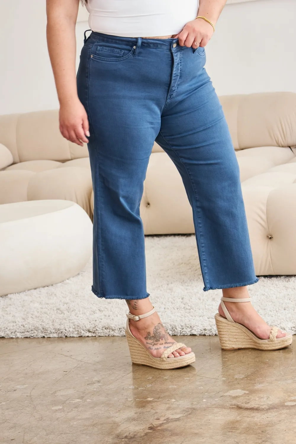 Crop Chloe Full Size Tummy Control High Waist Raw Hem Jeans, image 6
