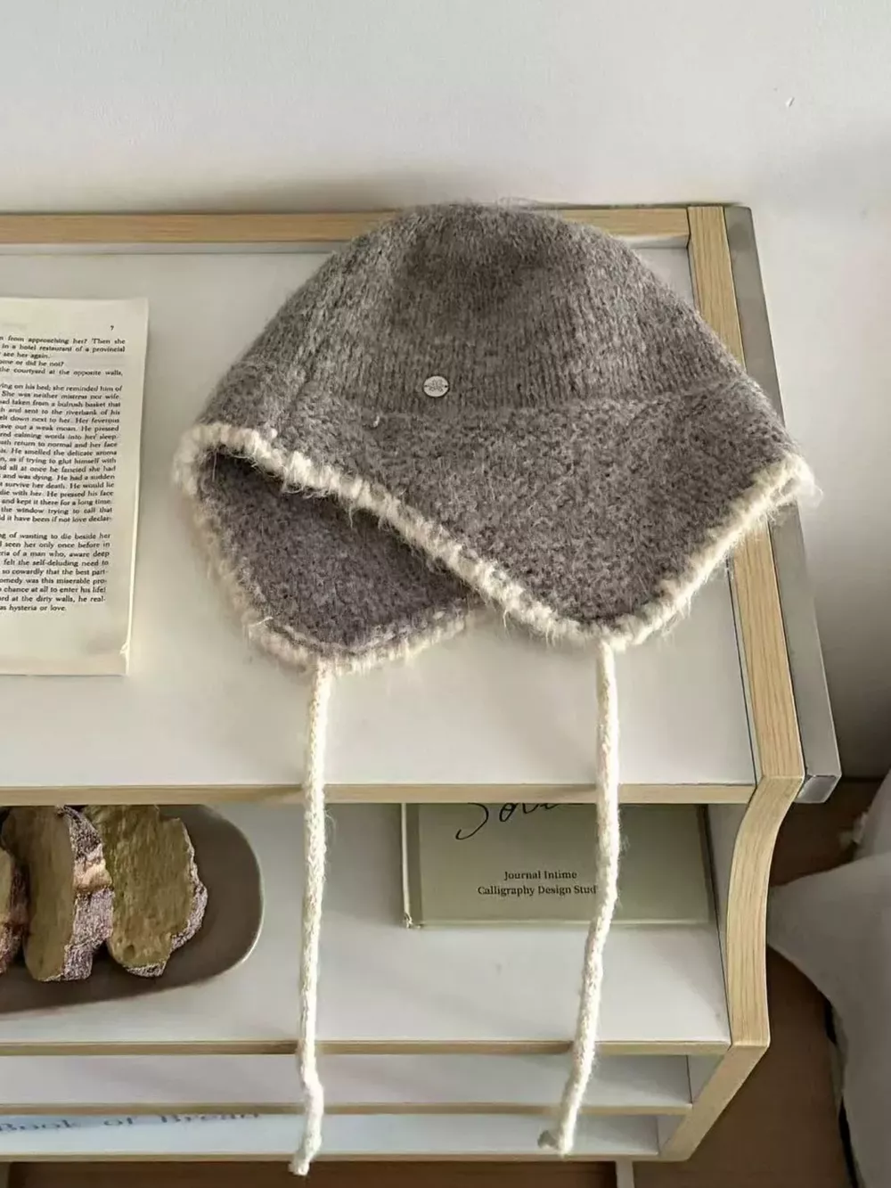Contrast Trim Hat with Ear Flaps, image 4