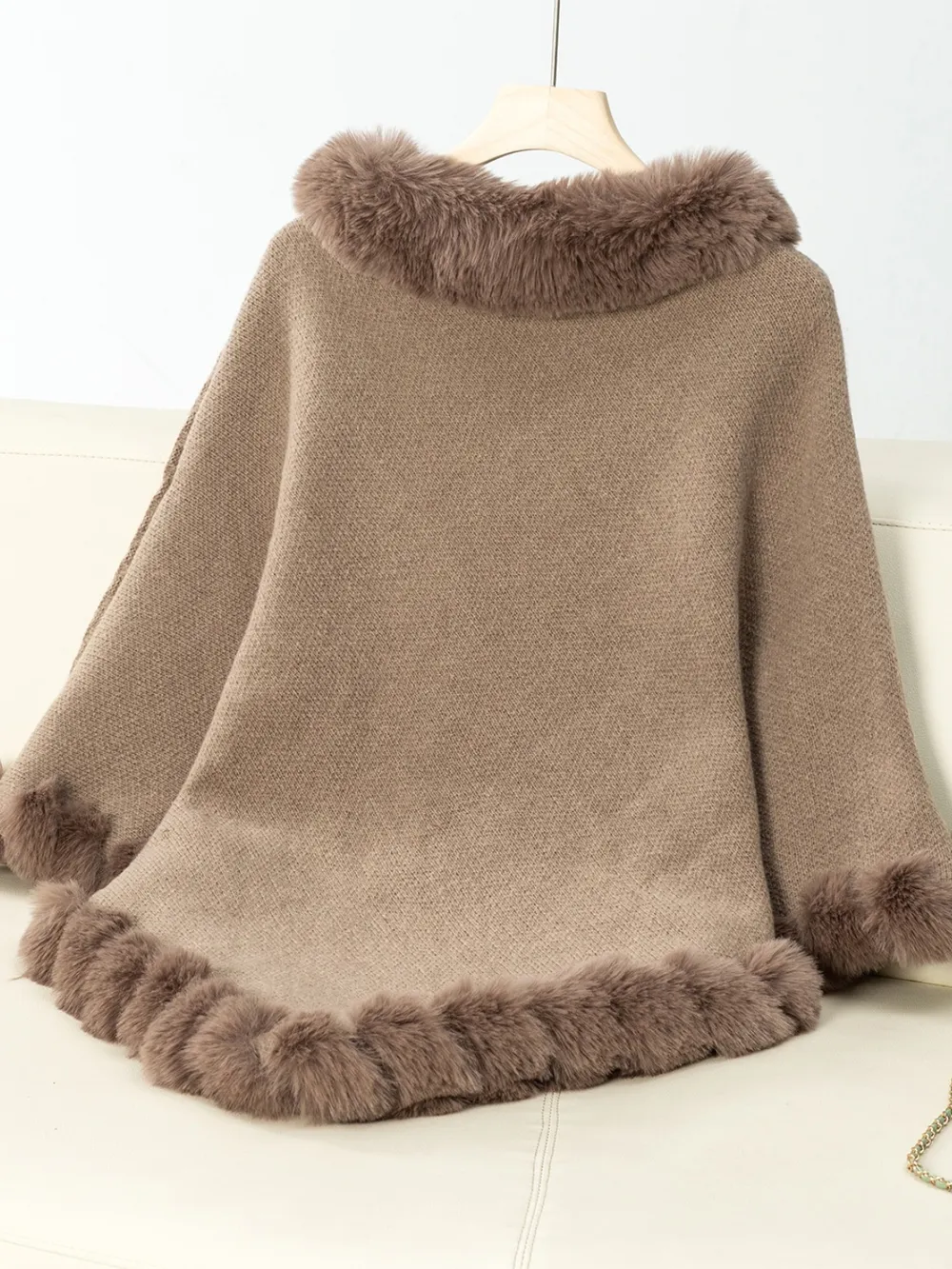 Fuzzy Trim Texture Three-Quarter Sleeve Poncho, image 8