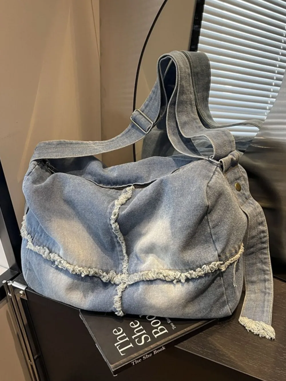 Raw Hem Gradient Crossbody Bag, image 7