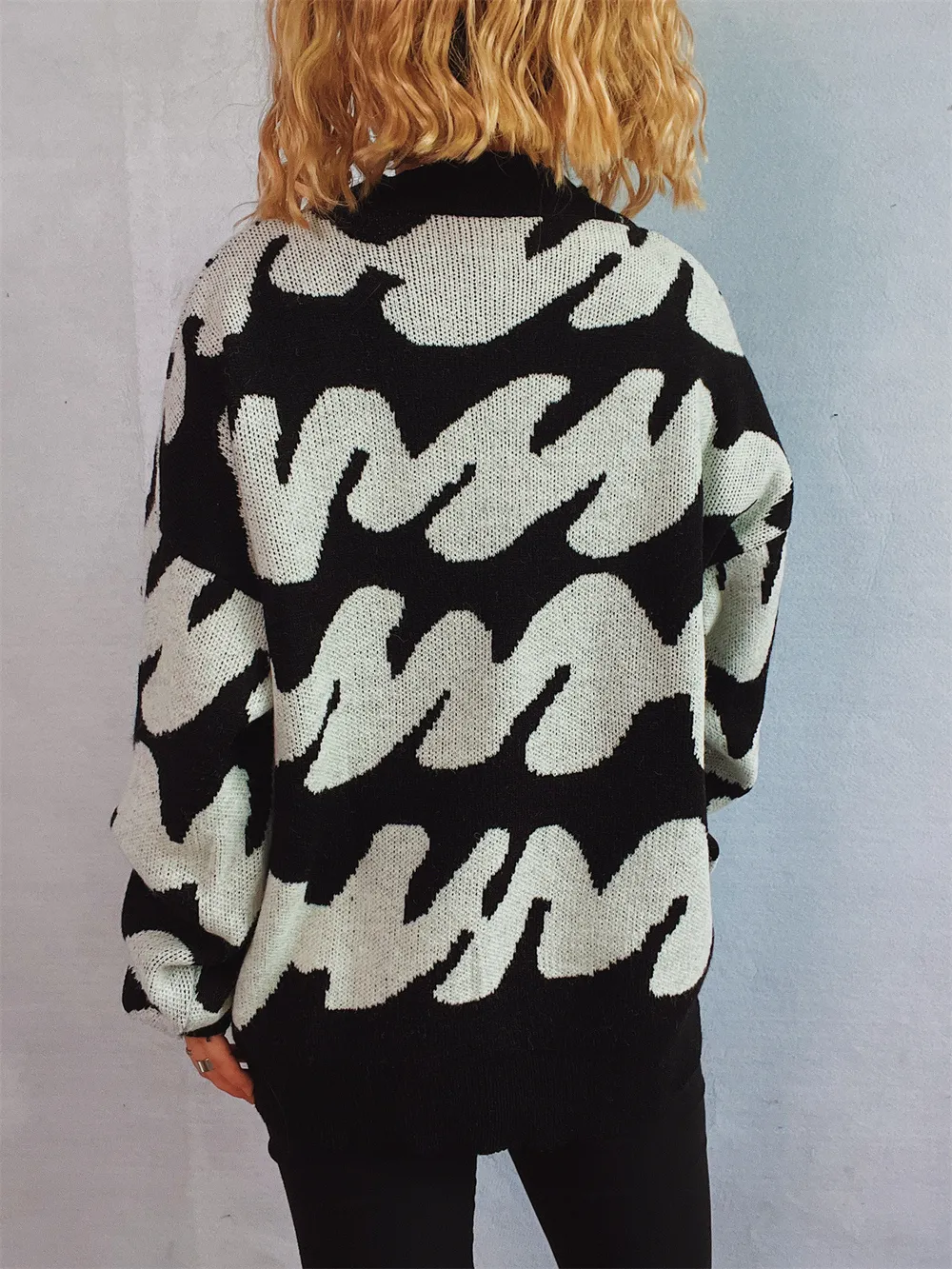 Contrast Round Neck Long Sleeve Sweater, image 3