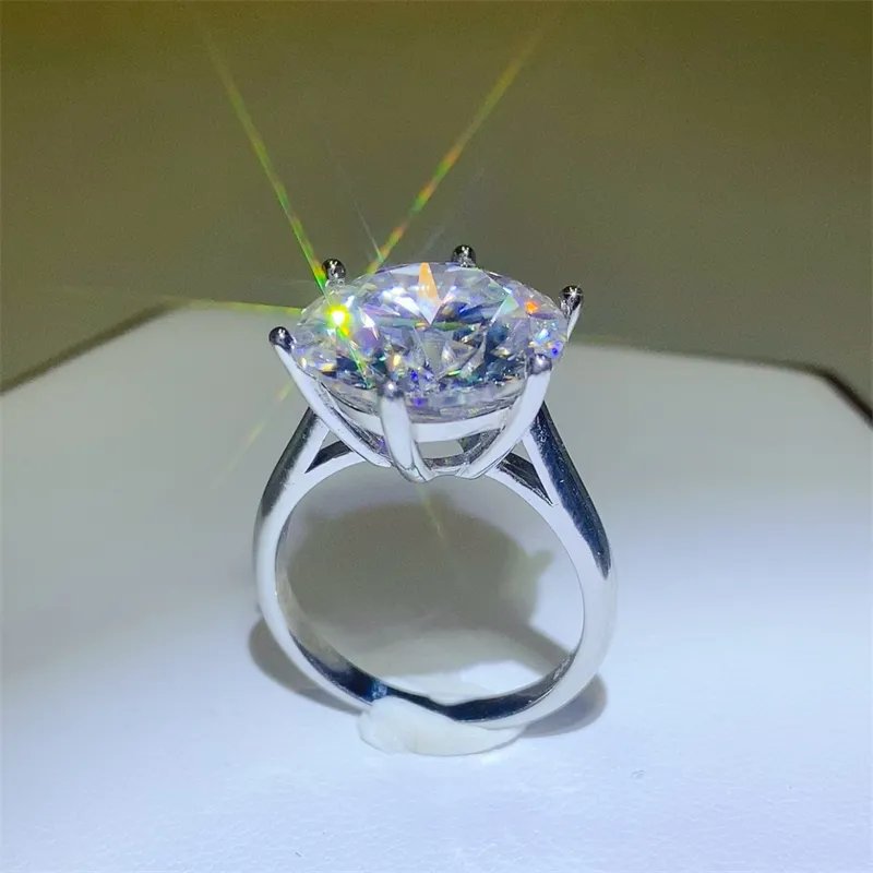 10 Carat Moissanite 925 Sterling Silver Ring, image 3