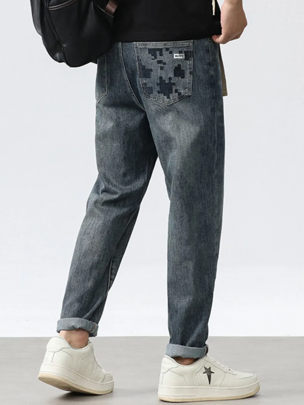 Men's Washed Relaxed Fit Wide Leg Jeans, image 9