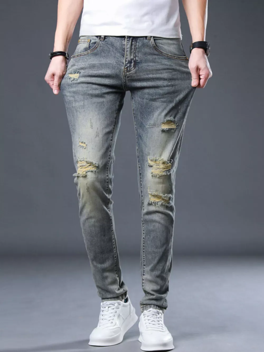 Men's Distressed Slim Fit Jeans, image 3