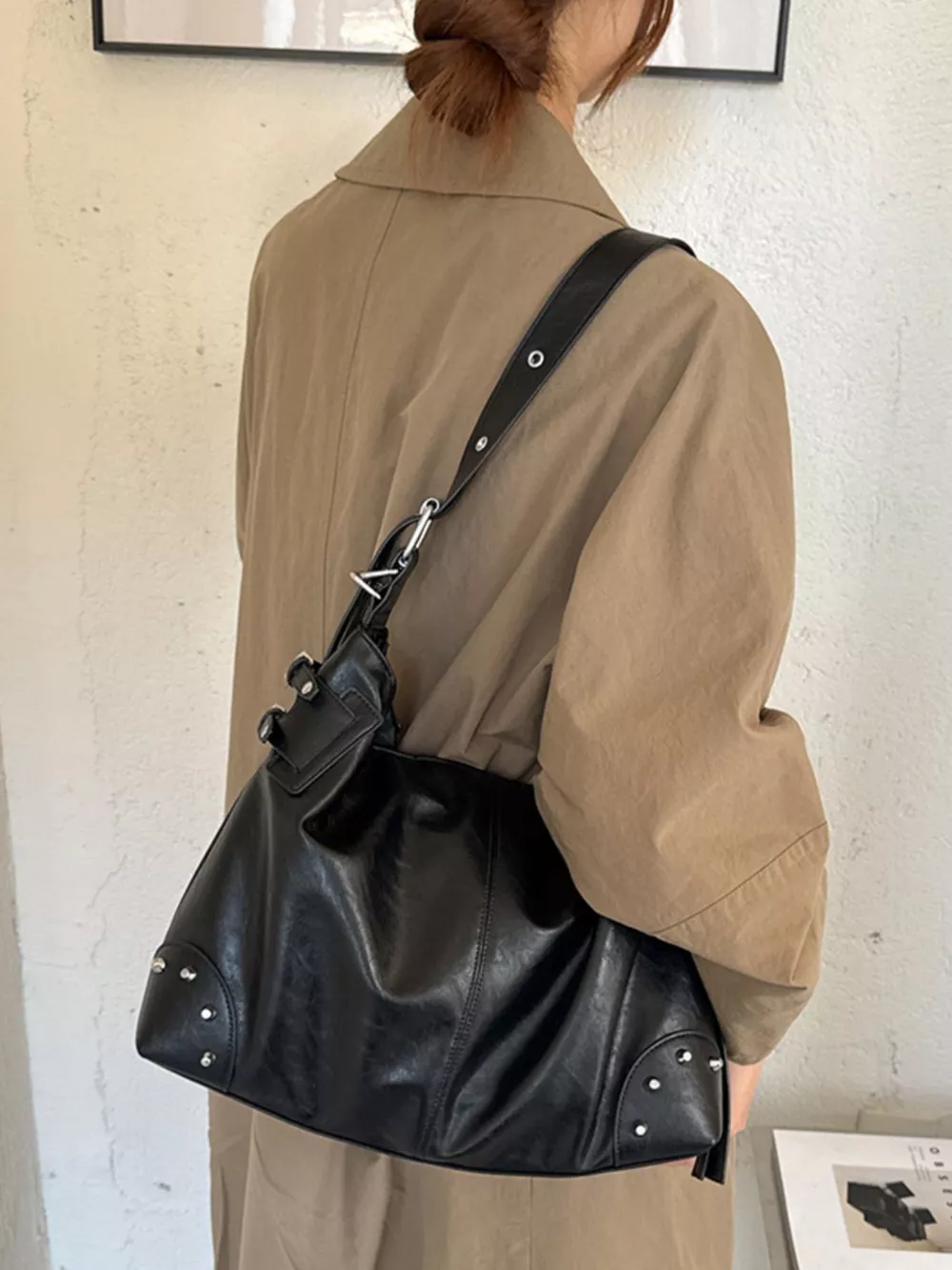 Rivet Decor Shoulder Bag, image 8