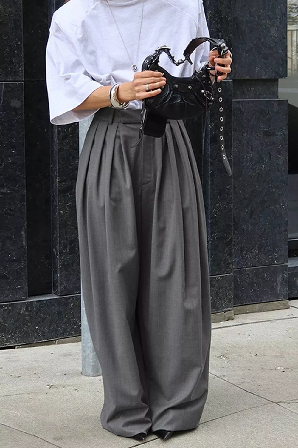 High-Waisted Wide-Leg Pleated Pants, image 3