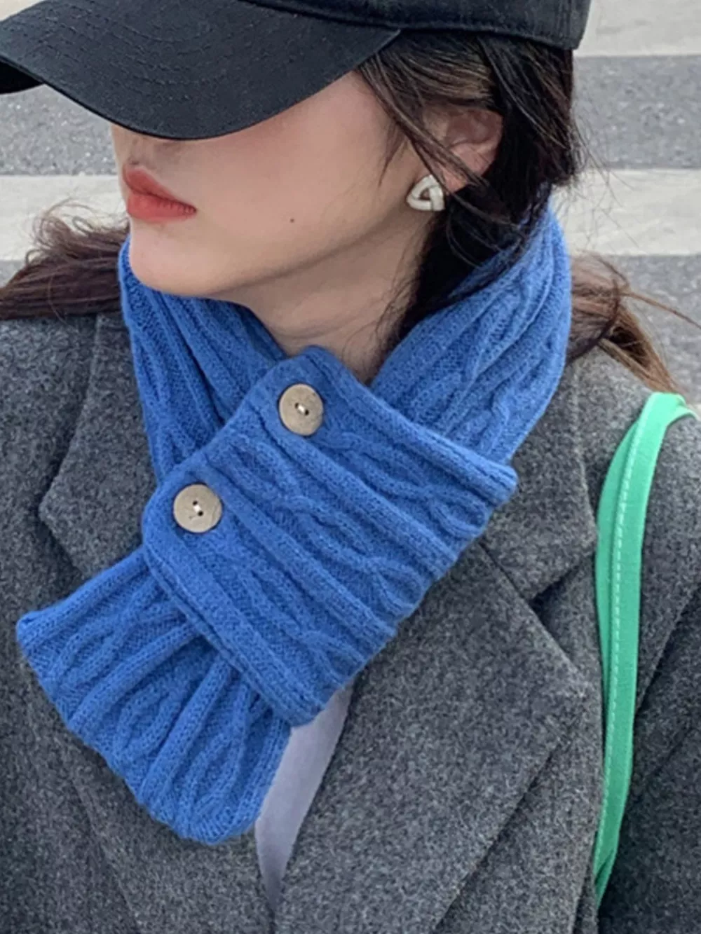 Button-Accent Knitted Winter Scarf, image 2