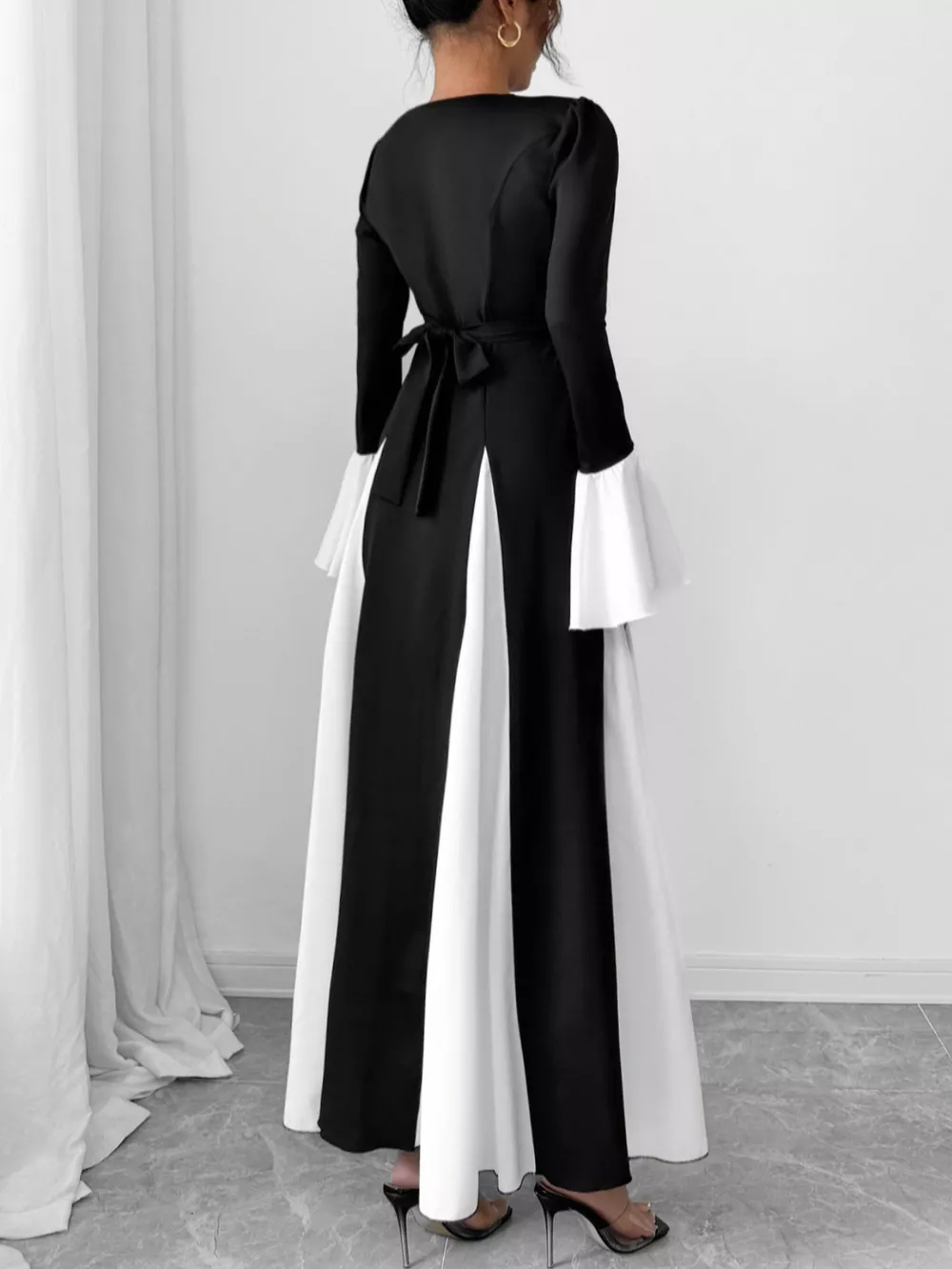 Contrast Round Neck Flare Sleeve Maxi Dress, image 3