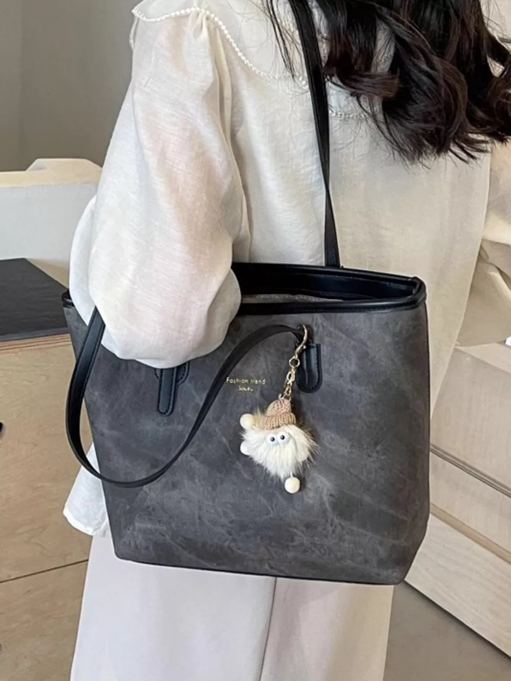 Contrast Strap Tote Bag, image 2