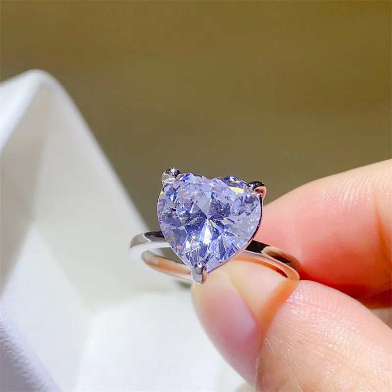 5 Carat 925 Sterling Silver Moissanite Heart Shape Ring, image 3