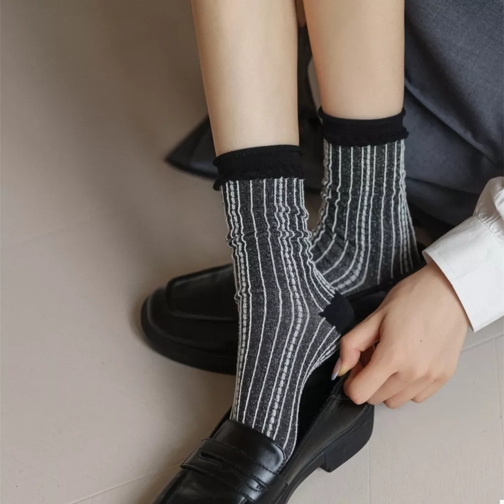 Two-Tone Cotton Knit Crew Socks, image 4