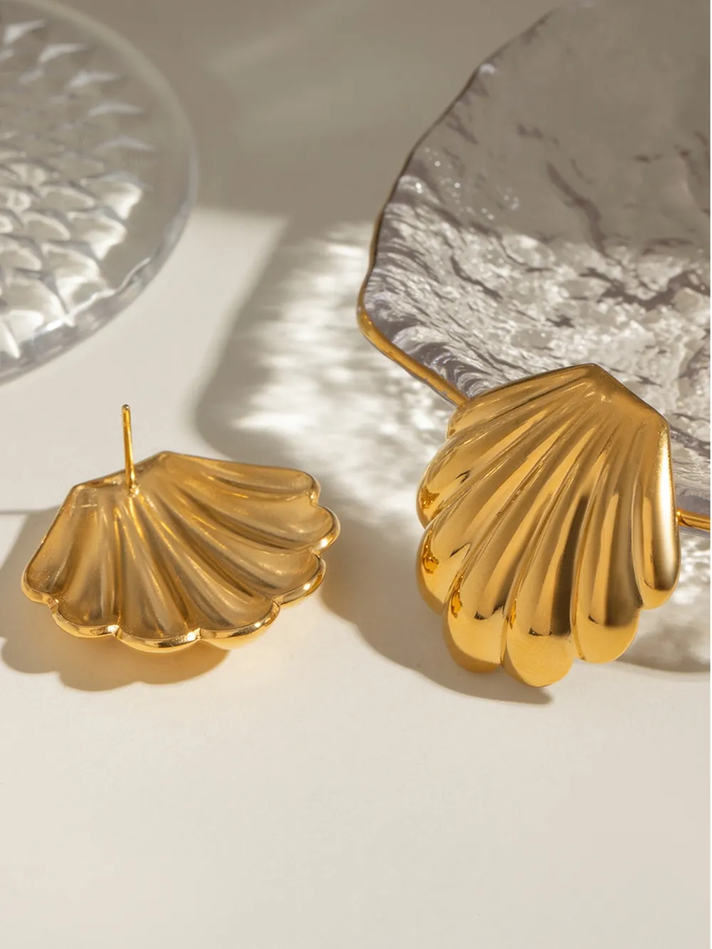 18K Gold-Plated Stainless Steel Shell Stud Earrings, image 2