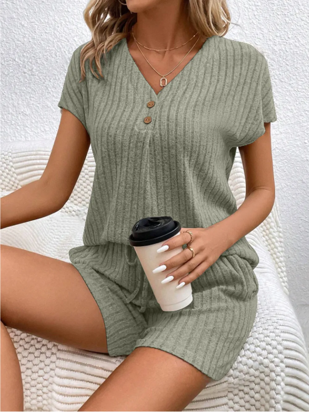 Ribbed V-Neck Top and Shorts Set, image 4
