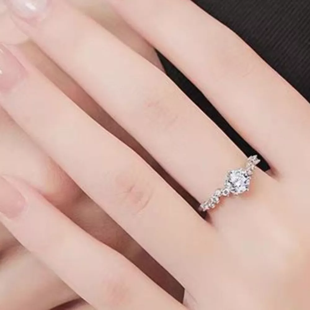 1 Carat 925 Sterling Silver Moissanite Ring, image 5