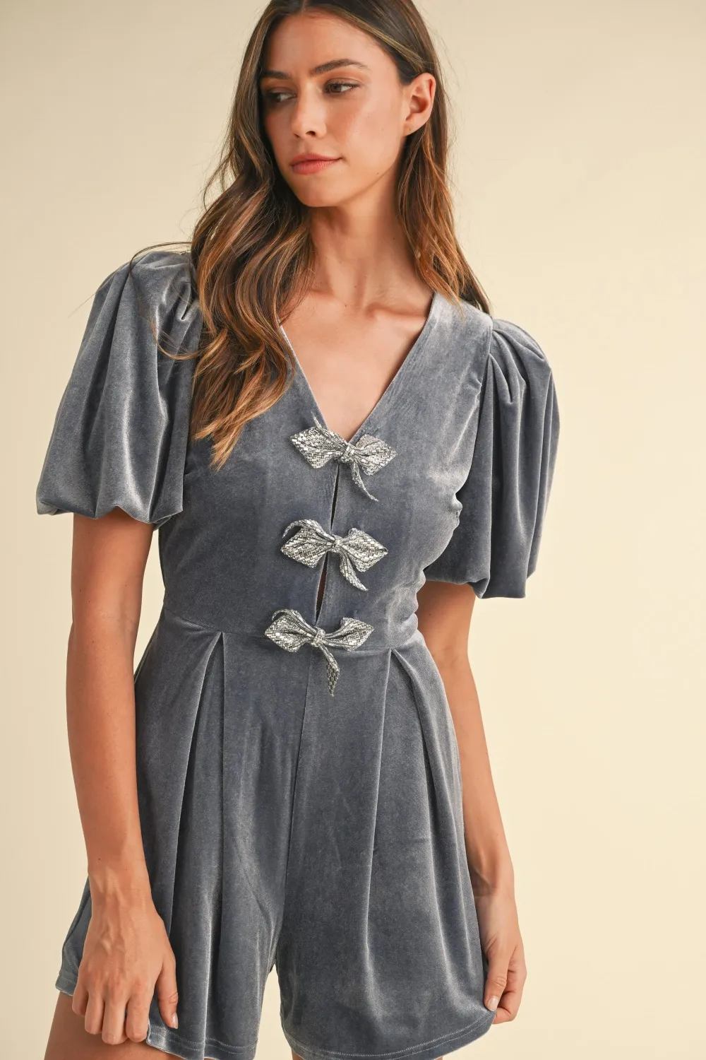 Jewel Bow Decor Puff Sleeve Velvet Romper, image 2
