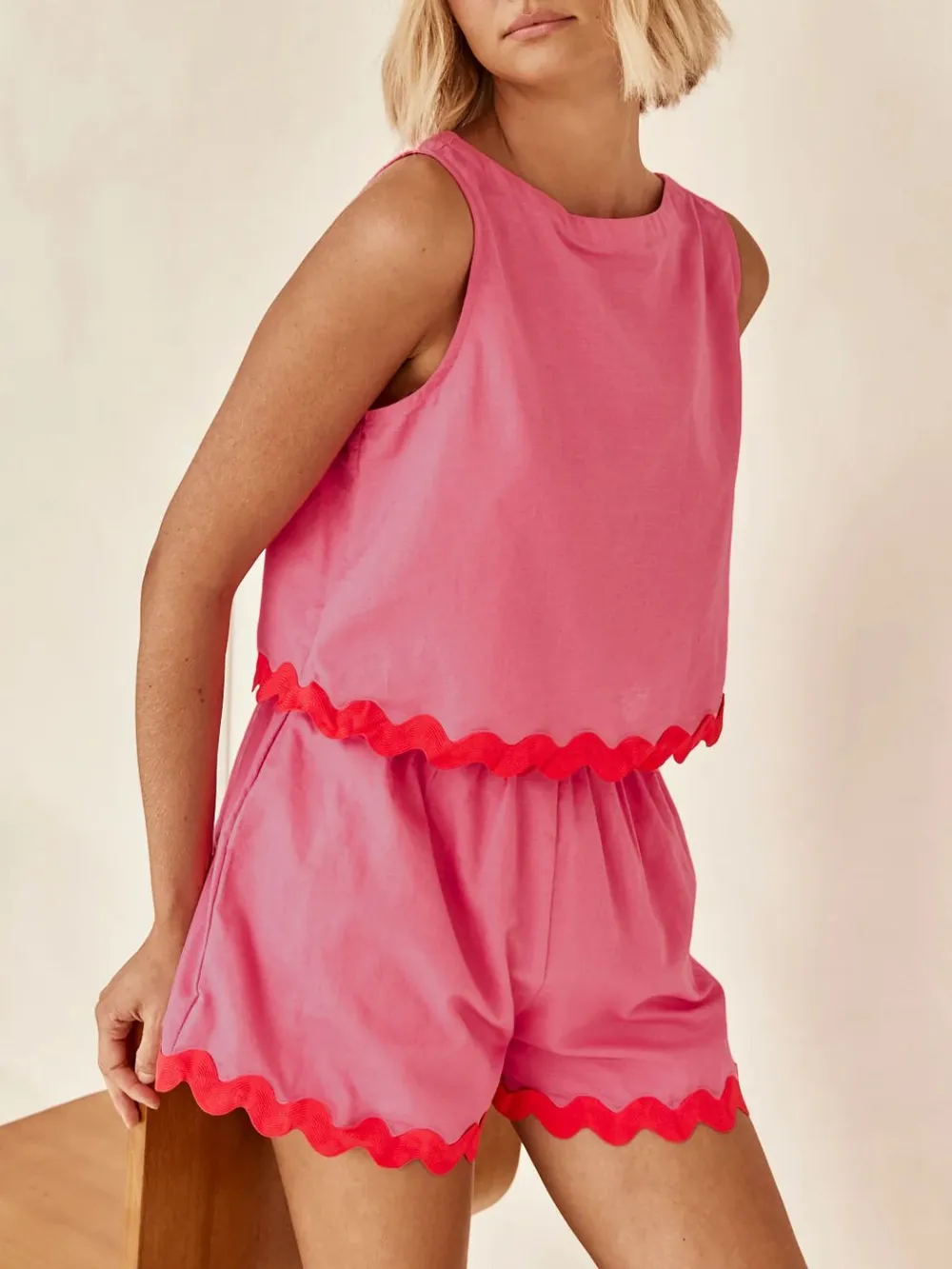 Contrast Trim Round Neck Tank and Shorts Set, image 4