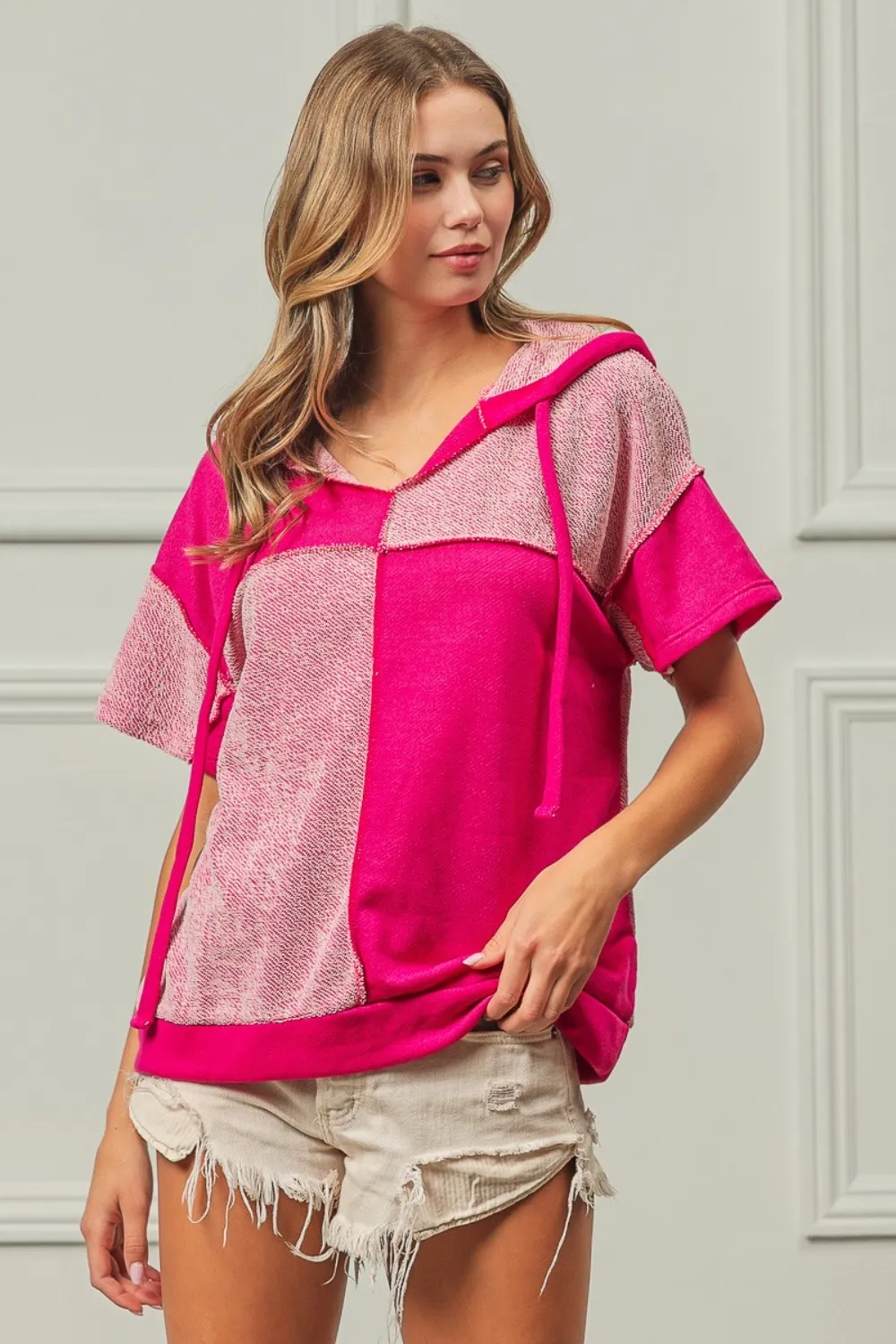 Color Block Exposed Seam Short Sleeve Hooded Top, image 2
