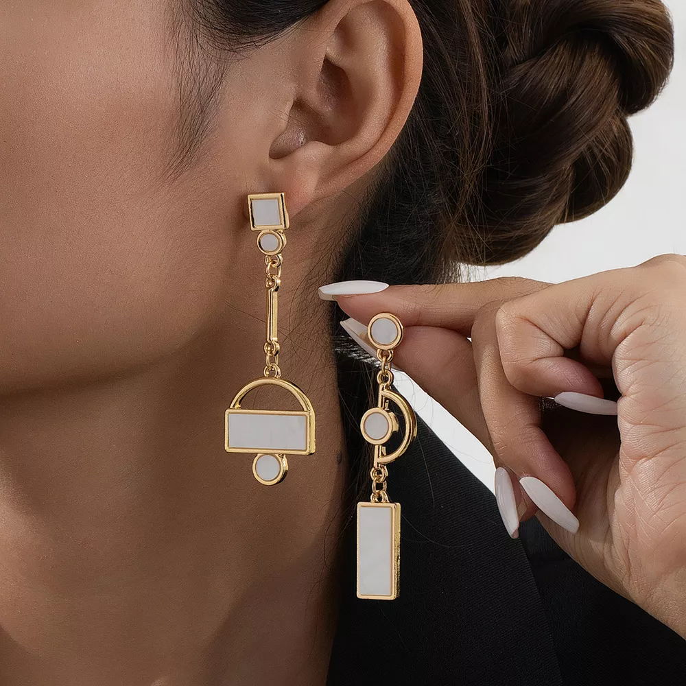 Geometric Gold Chain Drop Earrings
